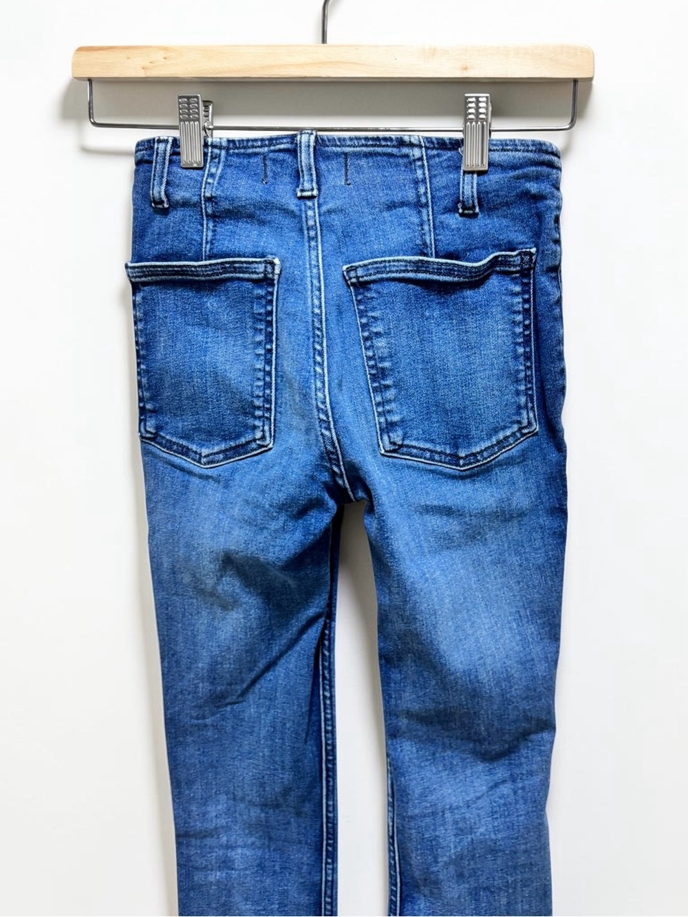 Free People We The Free Level Up Slit Slim Flare Jeans Size 24 - Picture 9 of 10